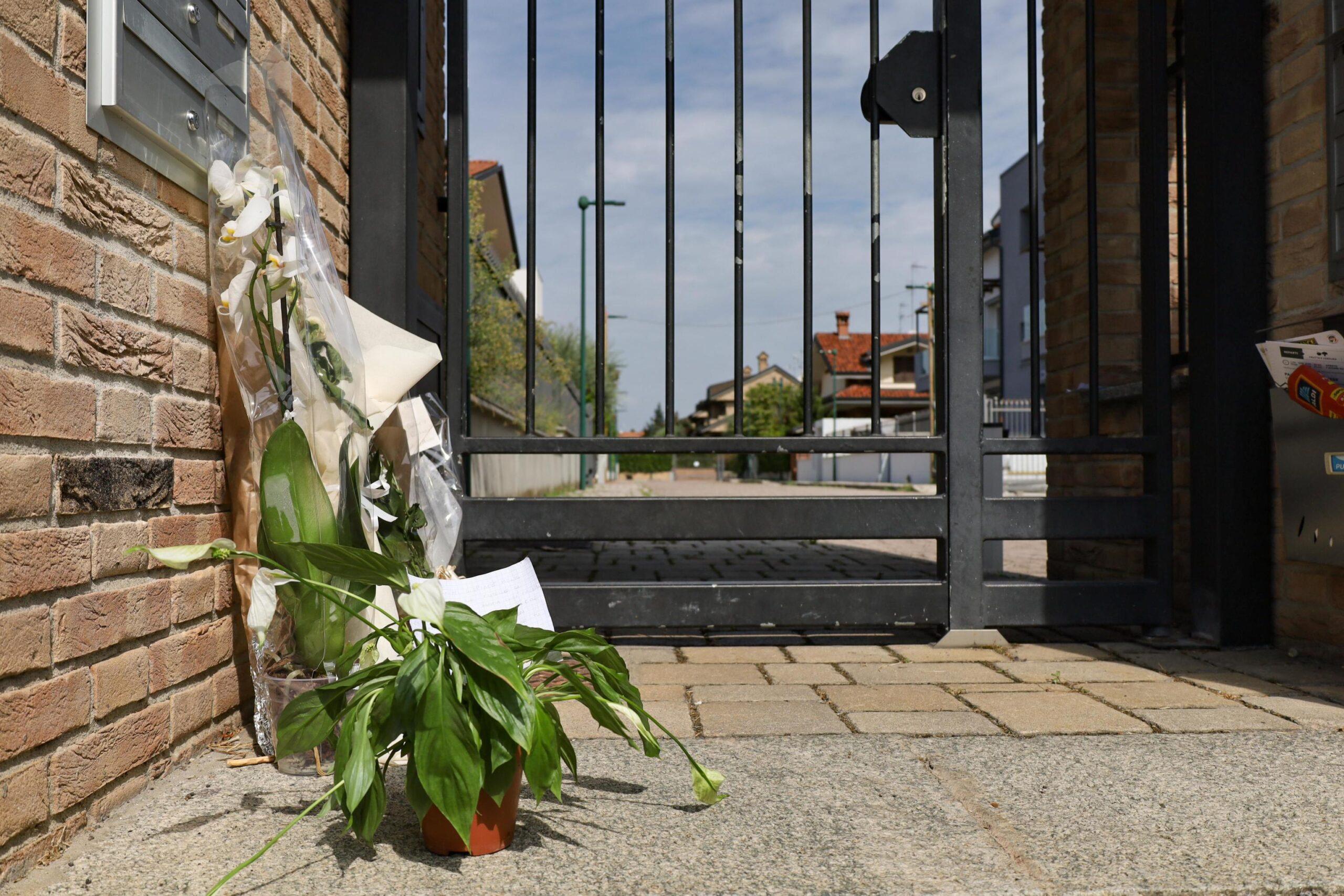 Strage di Paderno Dugnano, resta in carcere il 17enne che ha ucciso i genitori Fabio e Daniela e il fratello Lorenzo: ecco perché