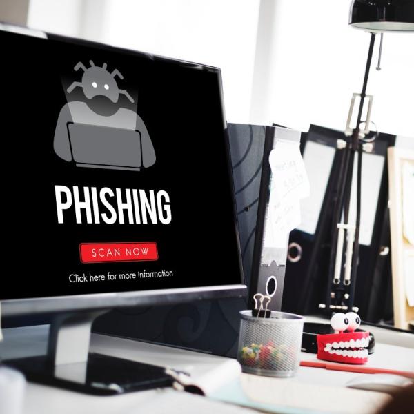 Attenzione alla nuova pericolosa truffa online: si chiama Letscall ed è basata sul phishing vocale