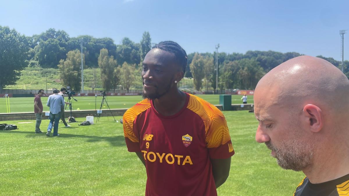 Roma, Tammy Abraham presenta la finale con il Siviglia e svela: “An…