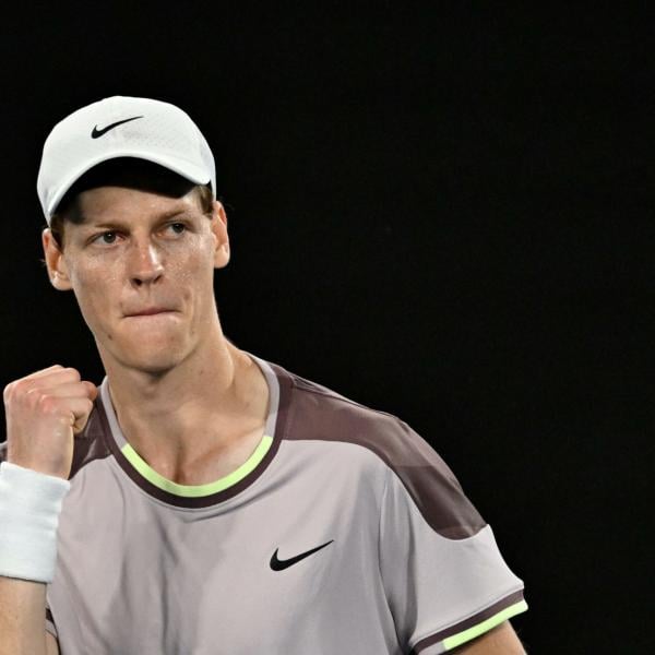 Sinner asfalta De Jong agli Australian Open. Cobolli e Arnaldi…