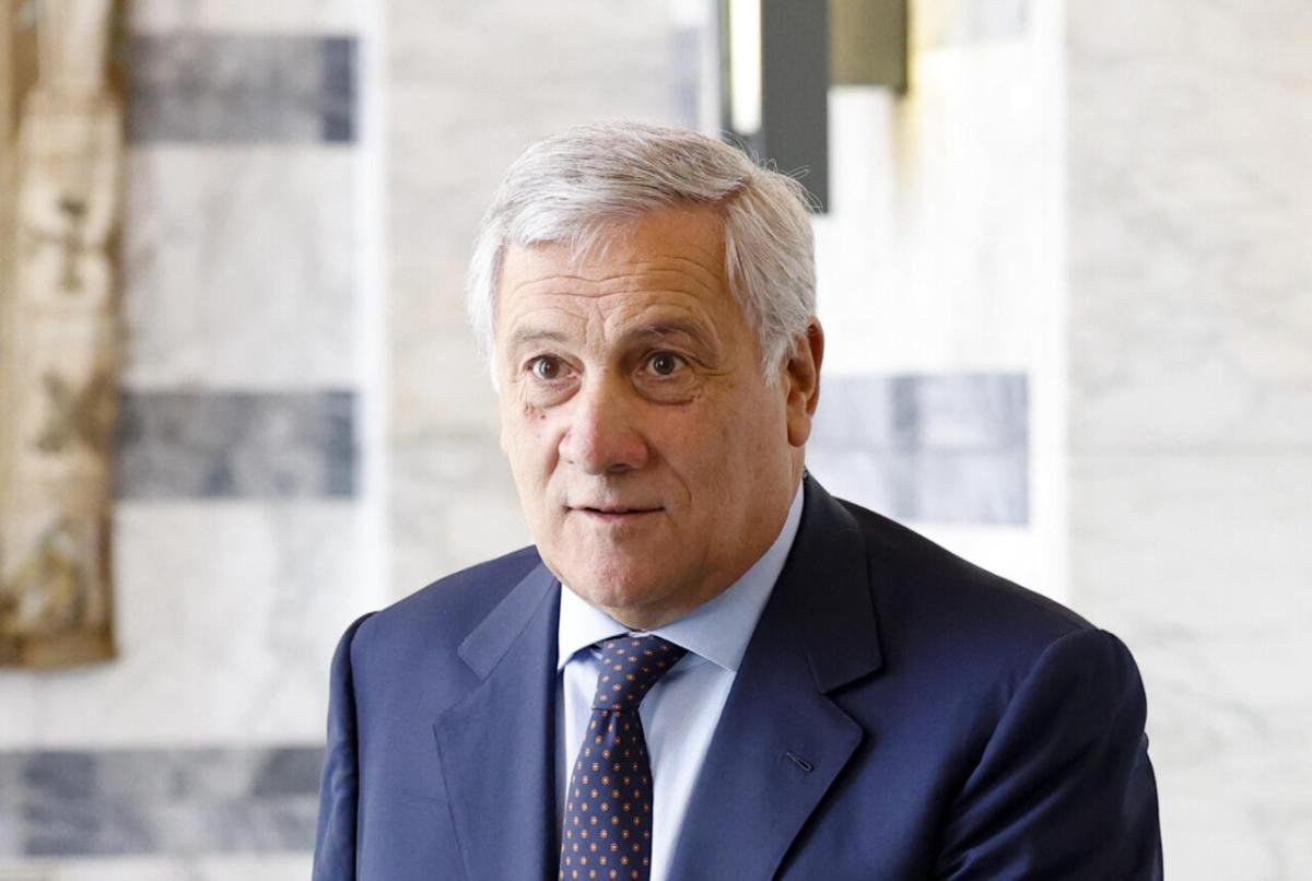 Extraprofitti, Tajani: “Norma da scrivere bene. Bce ha sbagliato”