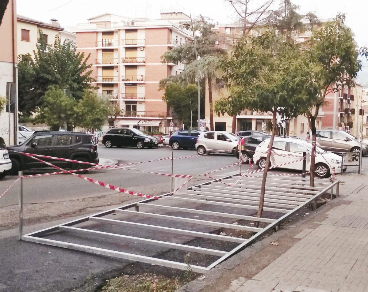 Faenza, litigano per un parcheggio: accoltellato un 15enne