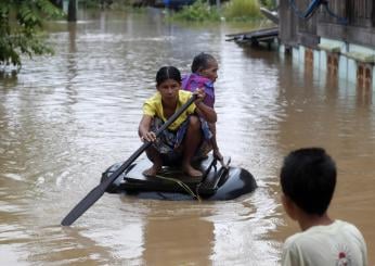 Myanmar, cresce il bilancio delle inondazioni provocate dal tifone Yagi: 226 morti e 77 feriti. Cosa sappiamo | FOTO E VIDEO