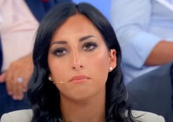 “Uomini e Donne”, riassunto della puntata di oggi 1 ottobre 2024, Maria su Francesca: “Si sente sempre inadeguata”