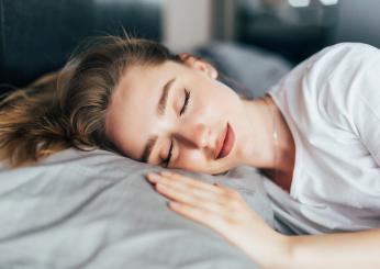 Quali oli essenziali usare per dormire? I 5 più efficaci