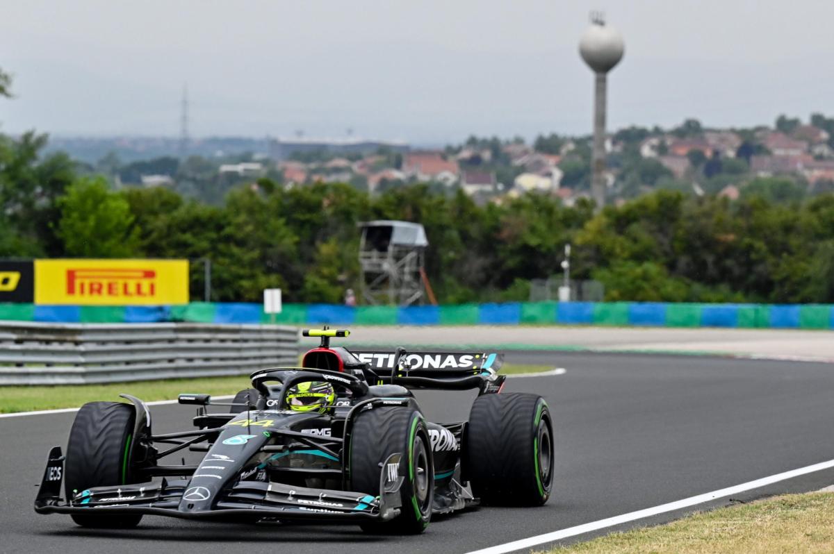 Formula 1, strepitosa pole position per Lewis Hamilton nel GP d’Ung…