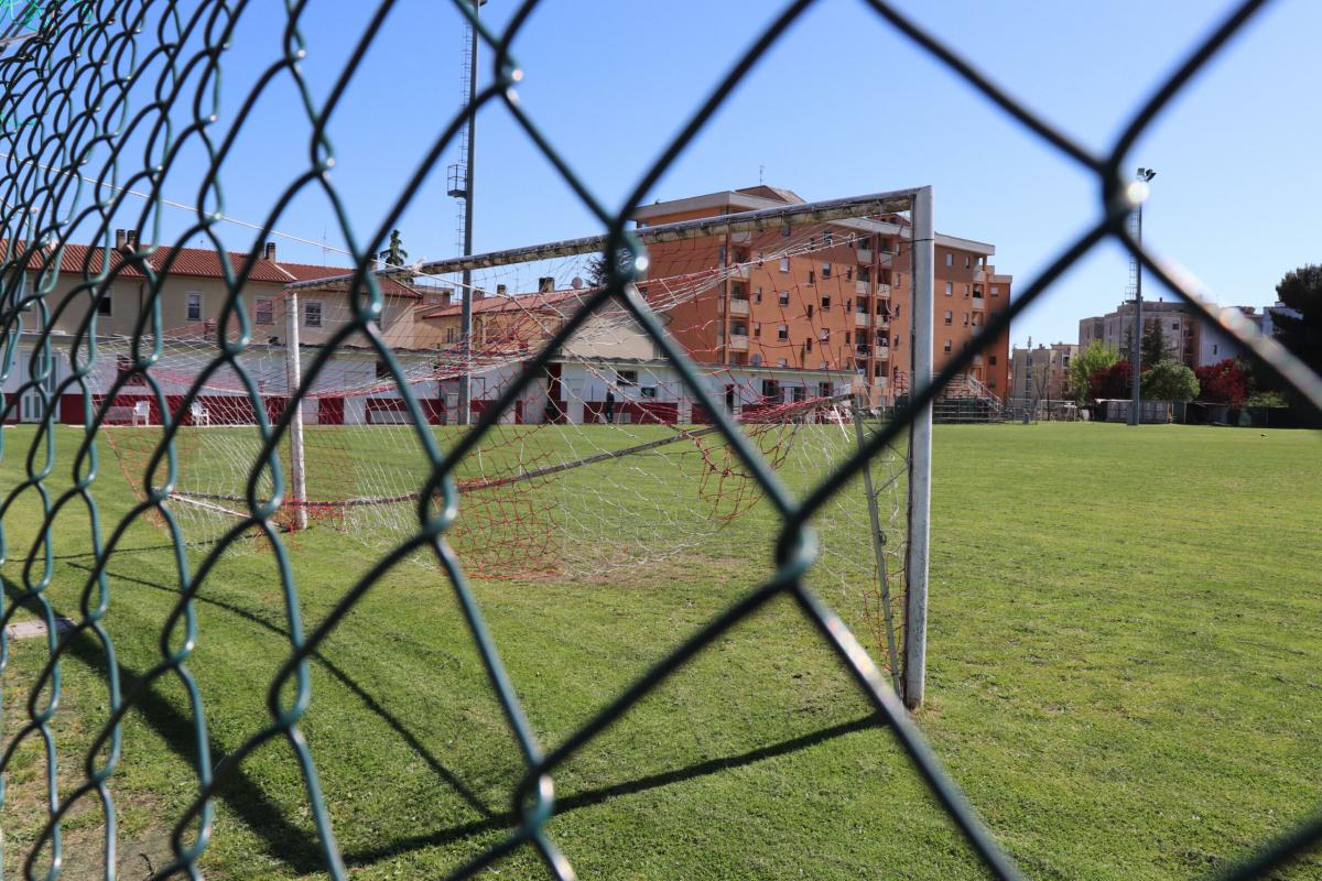 Pavia, rissa dopo partita di calcio tra bambini a Trovo: carabinieri intervengono in campo