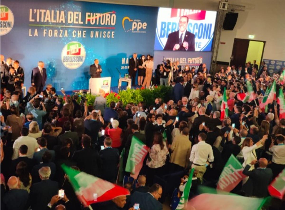 Convention Forza Italia Napoli, Berlusconi: “tornare a rappresentar…