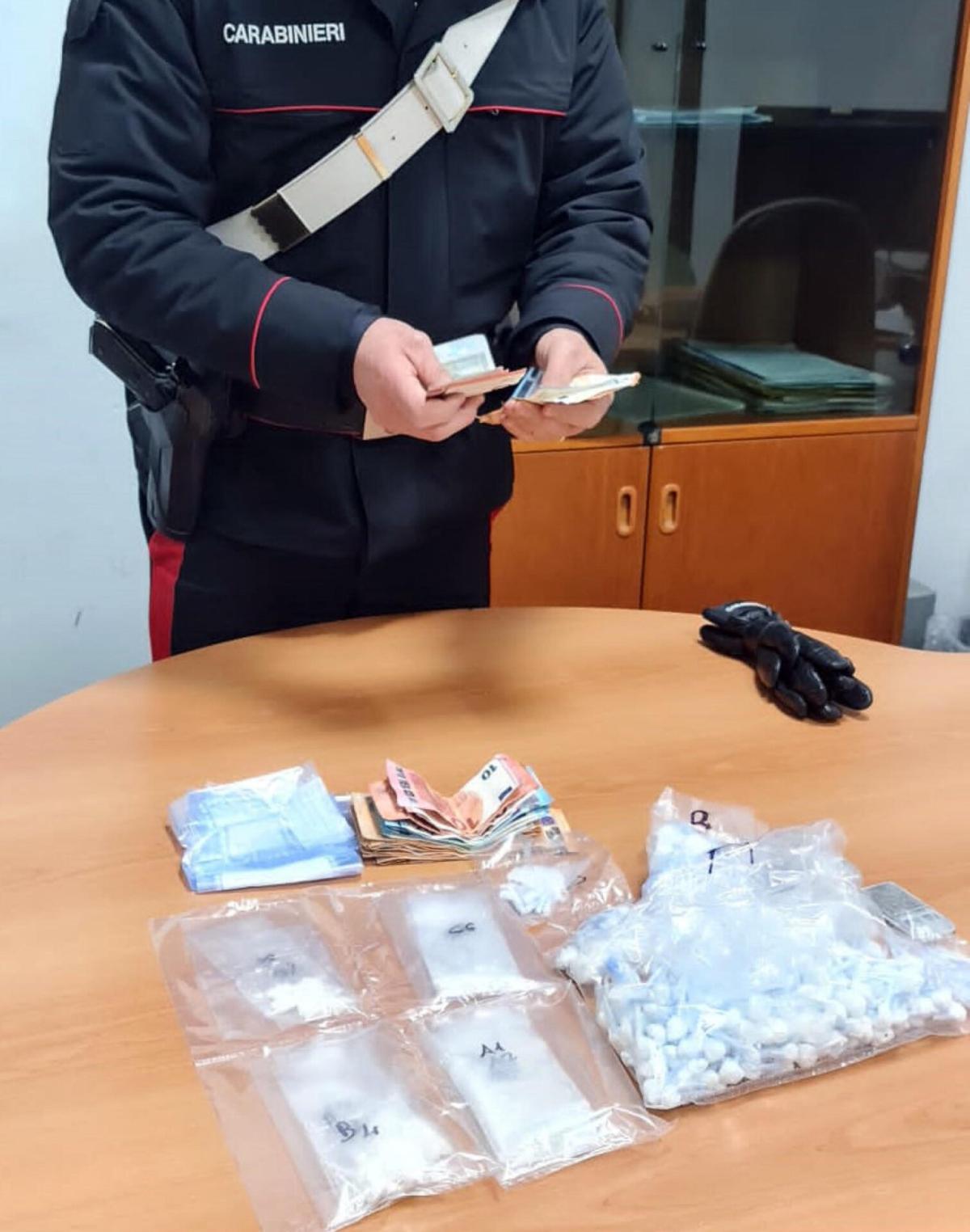 Un tassista è stato arrestato a Milano. Stava venendo cocaina