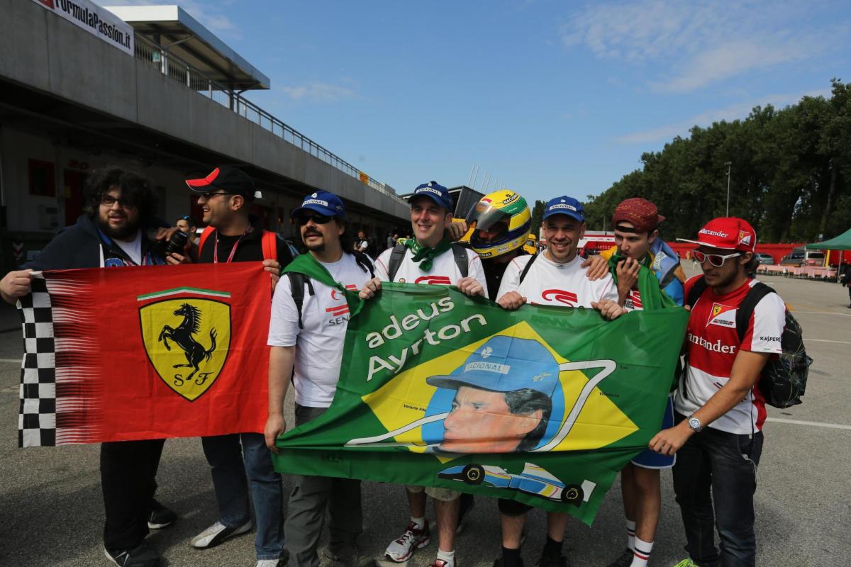 Imola ricorda Senna e Ratzenberger: aperte porte dell’autodromo