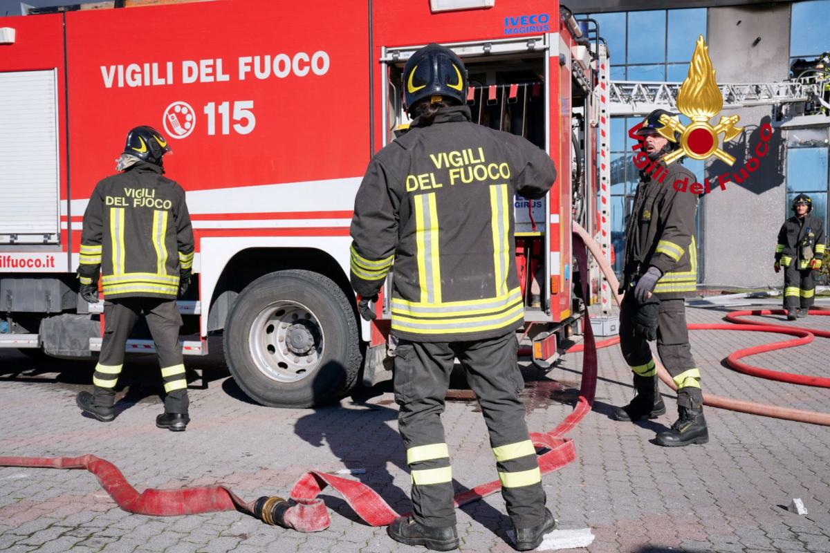 Salerno, incendio nella serata di ieri a Maiori: morto un 78enne