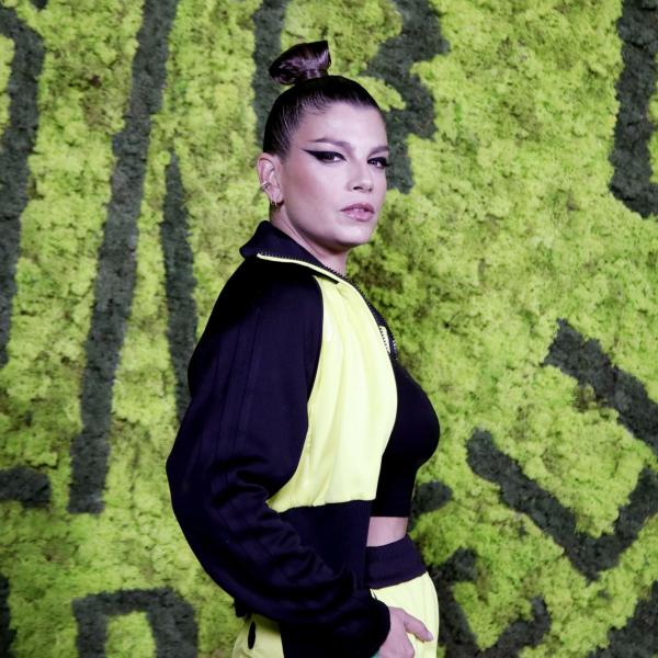 “Apnea” di Emma Marrone: testo e significato della canzone in gara a Sanremo 2024