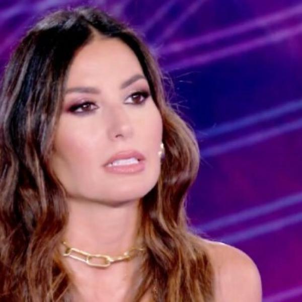 Come sta Elisabetta Gregoraci? Il post dall’ospedale preoccupa i fan