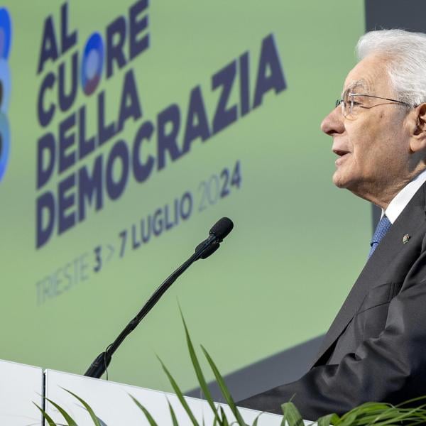 Democrazia, cosa ha detto Mattarella a Trieste (che sa di altolà al premierato): “No all’assolutismo della maggioranza”