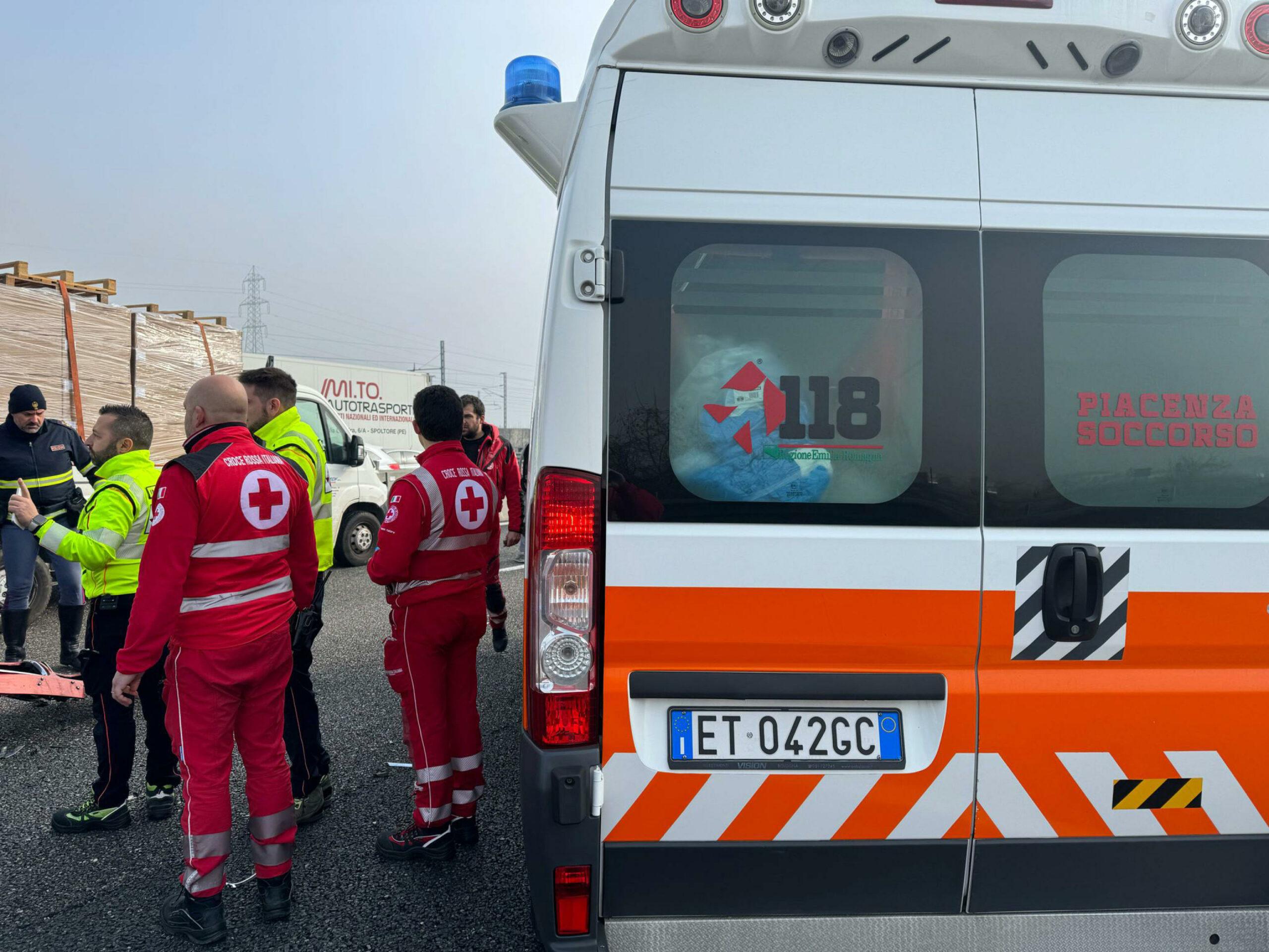 Tragico incidente sul lungomare tra Pescara e Montesilvano: morto motociclista 50enne travolto da un’auto