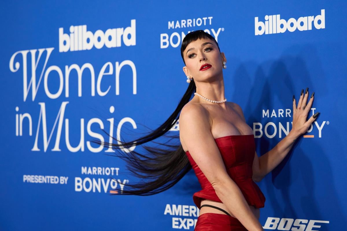 “Lifetimes”: testo, traduzione e significato del nuovo singolo di Katy Perry