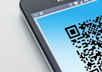 Truffa QR Code: occhio al trucco del click, ti ritrovi subito senza soldi sul conto. Ci stanno cascando in tanti. Ecco cosa sapere