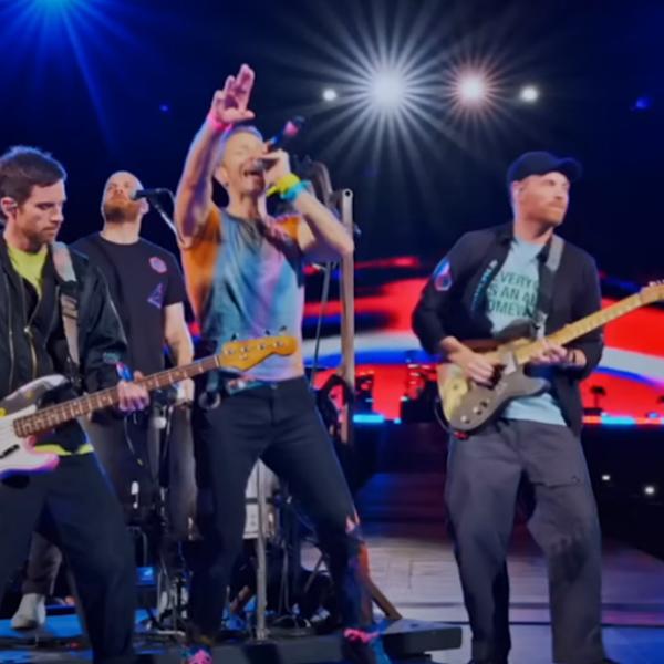 Coldplay biglietti Enhanced experiences: cos’è e in cosa consiste il pacchetto speciale per il concerto?