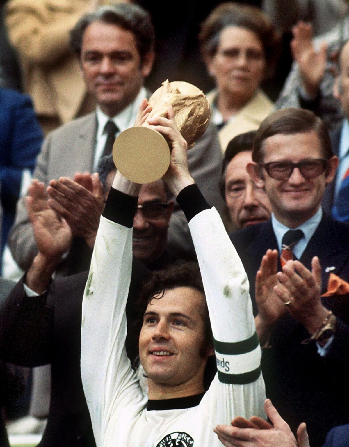 La morte di Kaiser Franz Beckenbauer, una carriera condensata in tre partite iconiche tra 1970, 1974 e 1990