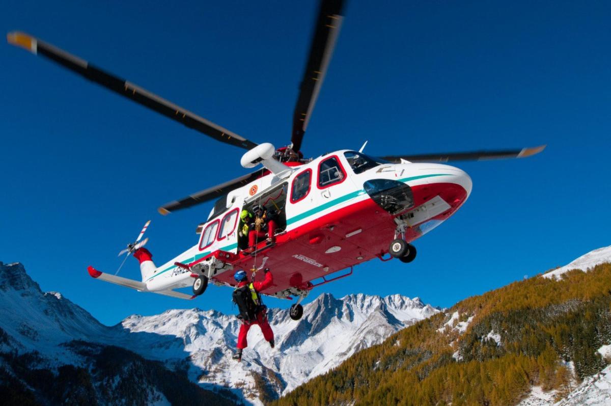 Tragedia a Morbegno: morto alpinista travolto da un masso sul Monte…