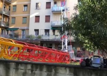 Bologna crolla una gru: tragedia sfiorata in via Marzabotto