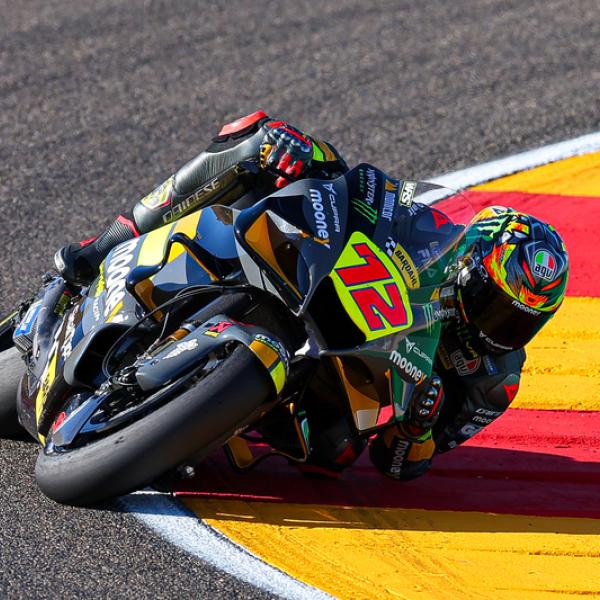 MotoGP, Thailandia: pole position di Bezzecchi, 3° Bagnaia