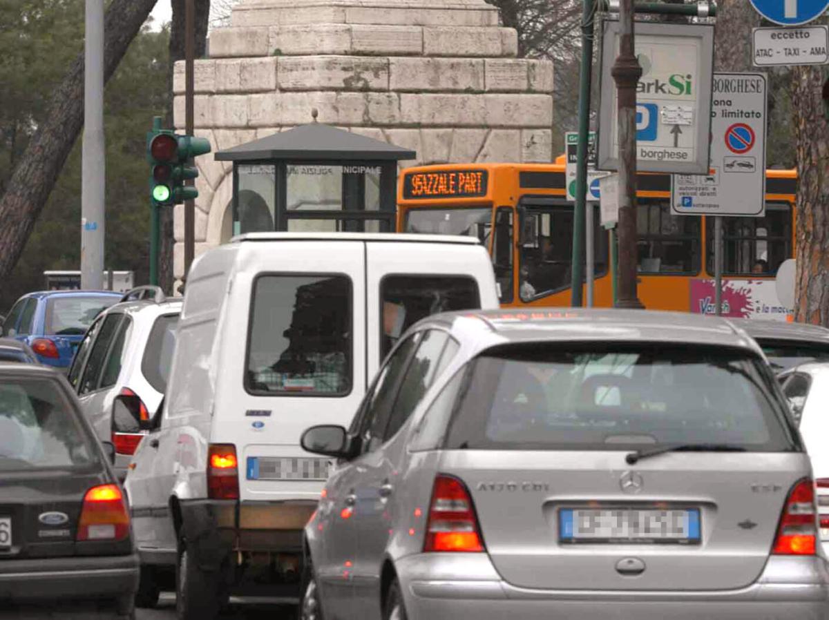 Fascia verde di Roma, l’opposizione contro Gualtieri: “Mannaia per …