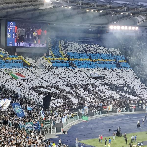 Lazio-Sassuolo, il ritorno di Eriksson è da brividi: “La squadra più forte che abbia mai allenato”. E un tifoso invade il campo…