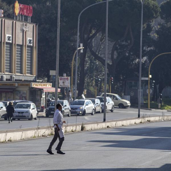 Roma, Corso Francia traffico in tilt: per una tubatura rotta chiusa la carreggiata in direzione Capitale