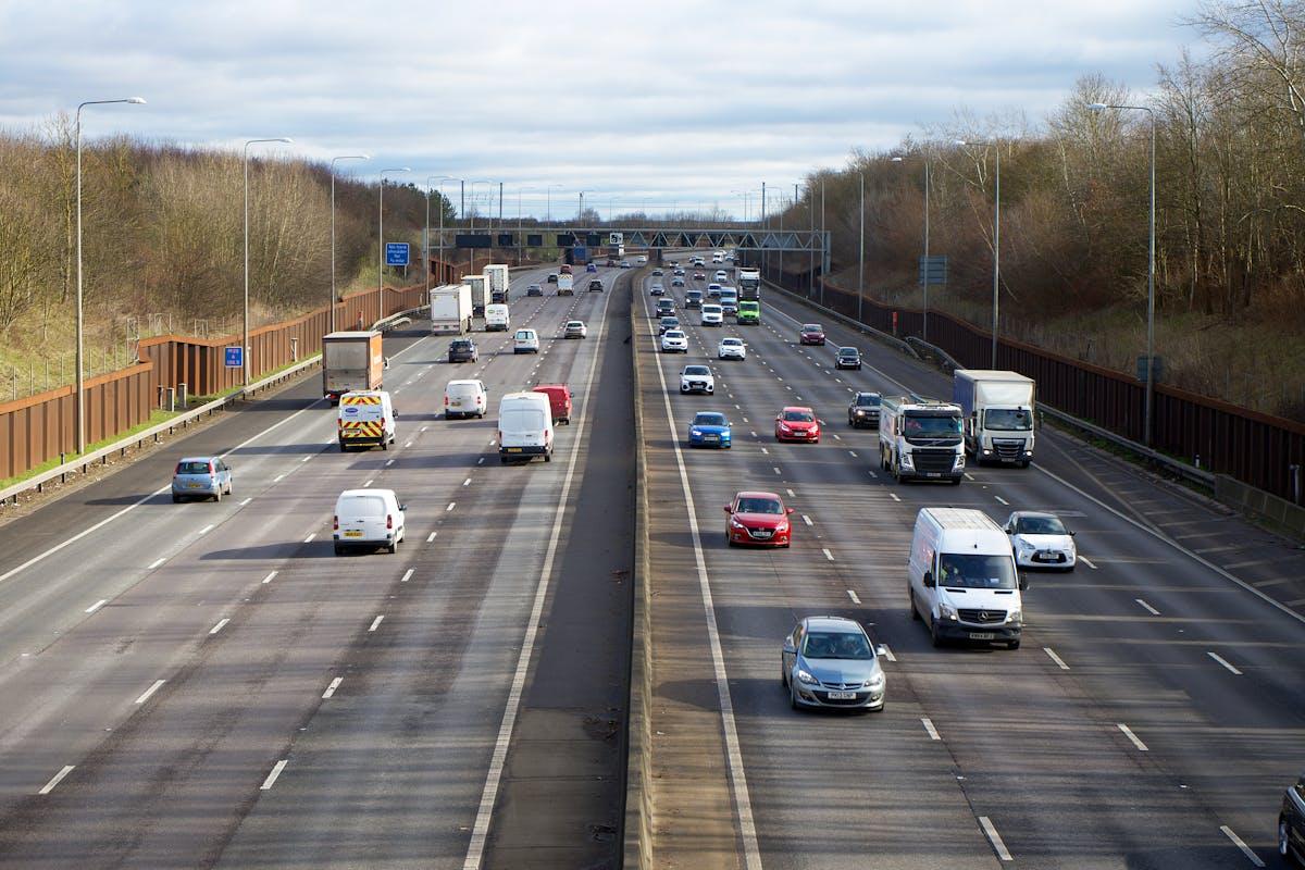 Pedaggi autostradali 2025, stangata su alcune tratte: ecco quanto aumentano