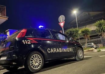 Padova, donna aggredita e sfregiata al volto con l’acido sotto casa