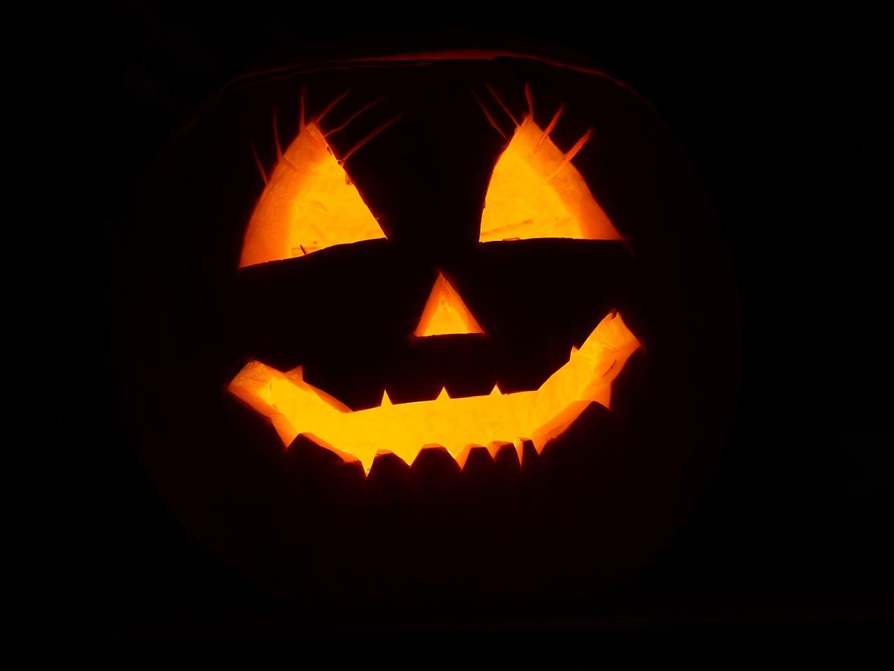 Zucche di Halloween fai da te: guida semplice per realizzarle