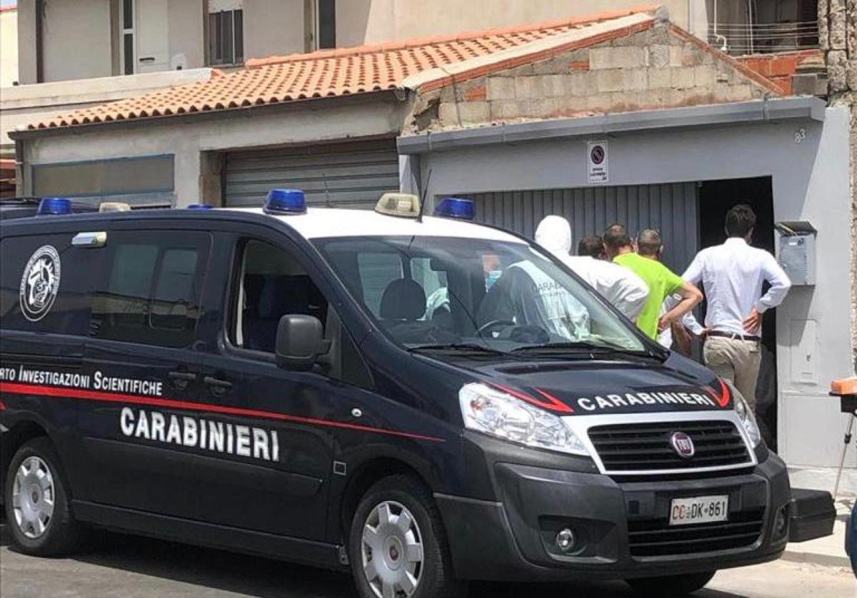 Giallo a Oristano, 60enne trovato morto in casa con una ferita alla…