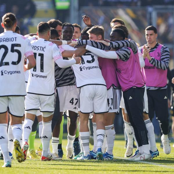 Frosinone-Juventus 1-2, Vlahovic regala la vittoria nel finale. Cronaca e tabellino