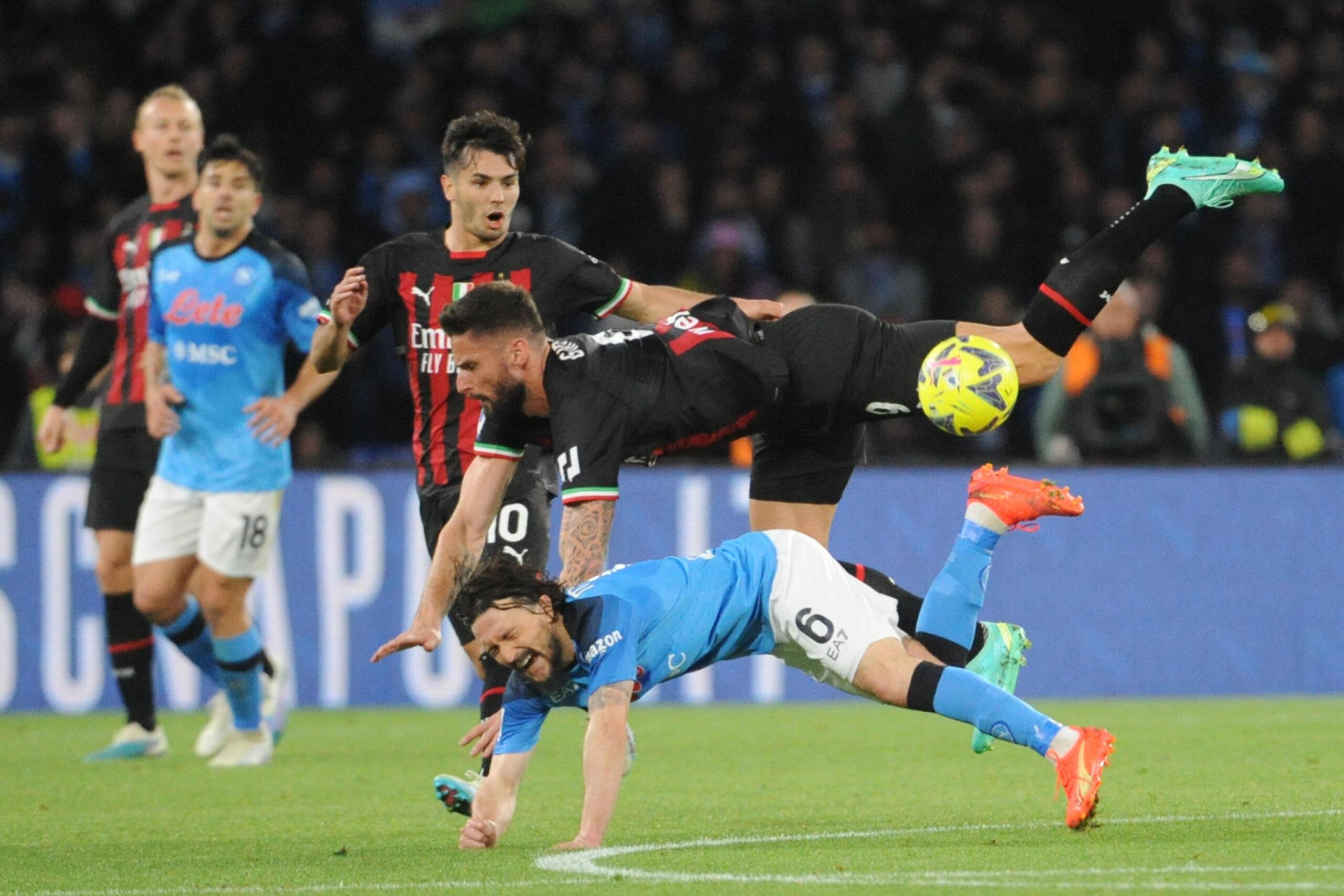 Politano e Mario Rui saltano la Juve, le ultime sugli infortuni dei giocatori del Napoli