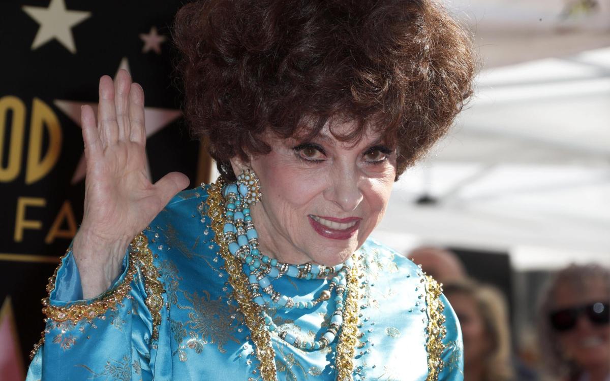 Gina Lollobrigida, il notaio e il figlio Milko Skofic entrano nella…