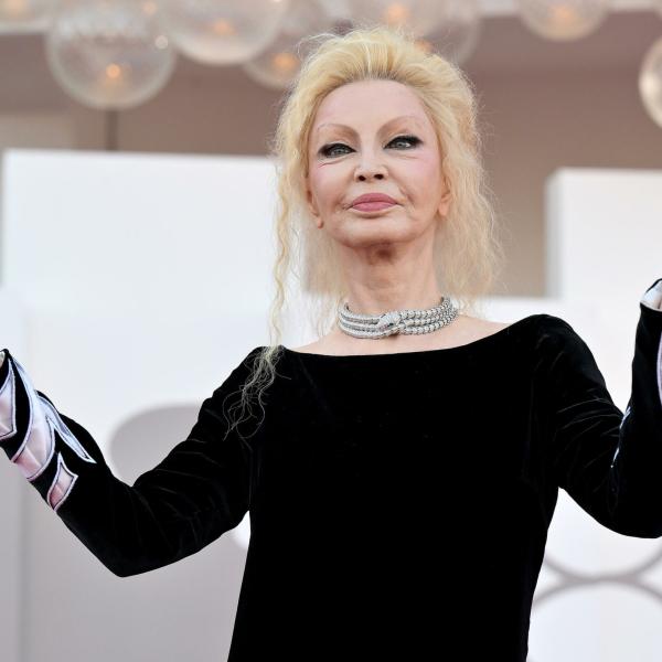 A modo mio, trama e cast del documentario su Patty Pravo in onda questa sera su Rai 3