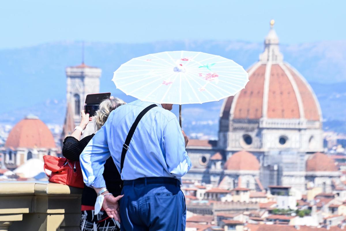 Crisi del turismo, le città più colpite dall’overtourism