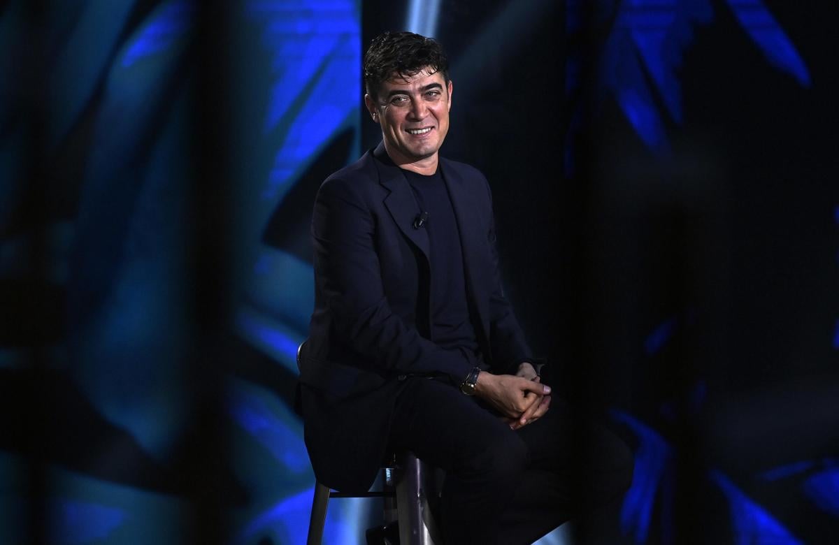 Riccardo Scamarcio e l’amore: tutto sulle 3 relazioni più importanti della sua vita