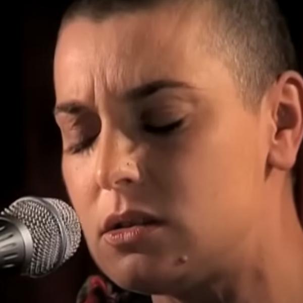 Sinead O’Connor, morte per suicidio? La lotta contro la depressione e la diagnosi di disturbo bipolare