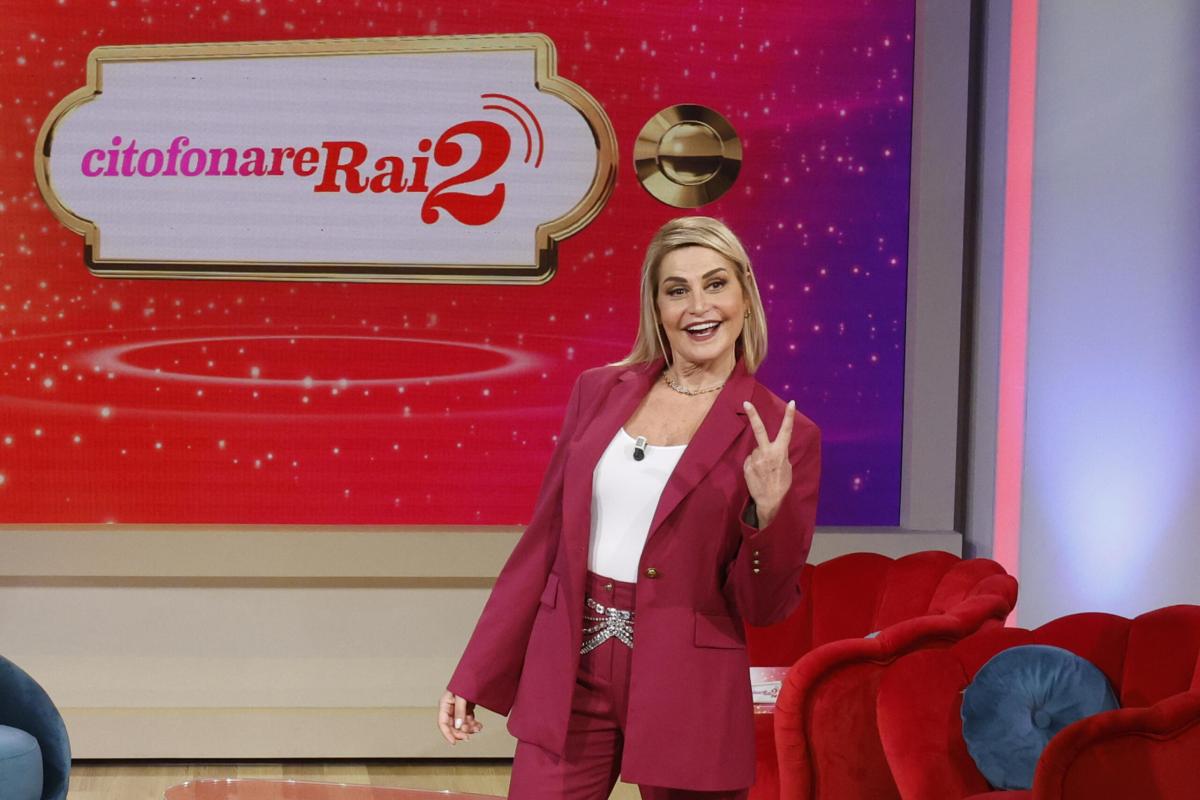 Simona Ventura torna in tv a Citofonare Rai2: ecco come sta