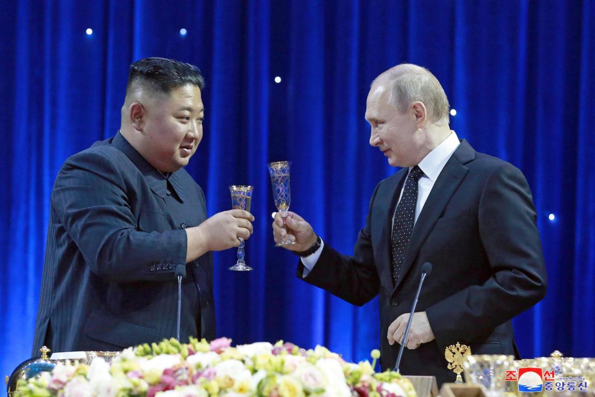 Guerra, dagli Usa l’ipotesi di un accordo tra Putin e Kim sulle armi