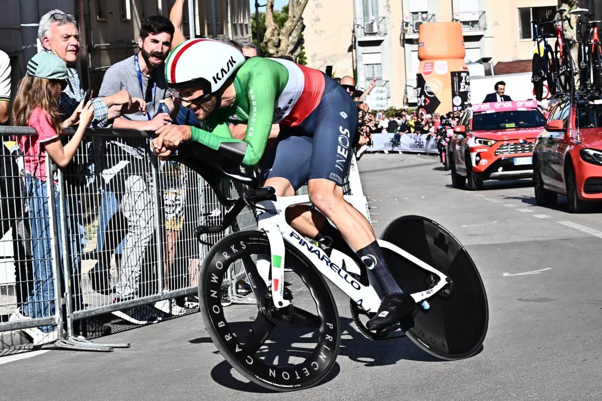 Ciclismo, Filippo Ganna campione italiano nella cronometro per la 4a volta