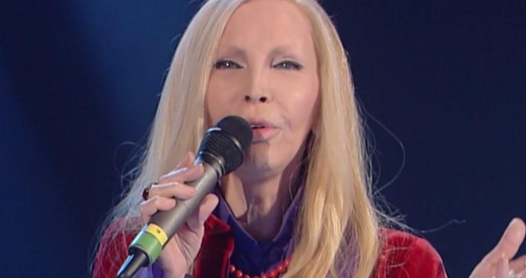 Patty Pravo è rifatta? Cosa dice “Striscia” e cosa dice lei