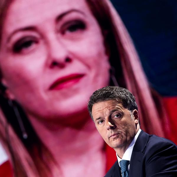 Europee 2024, Renzi all’attacco di Meloni per la vicinanza a Vox e Le Pen: “Avrebbe dovuto ‘berlusconizzarsi'”