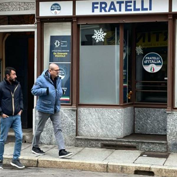 Caso Pozzolo, il deputato (sospeso) di Fratelli d’Italia non lascia: “Continuo la mia attività”