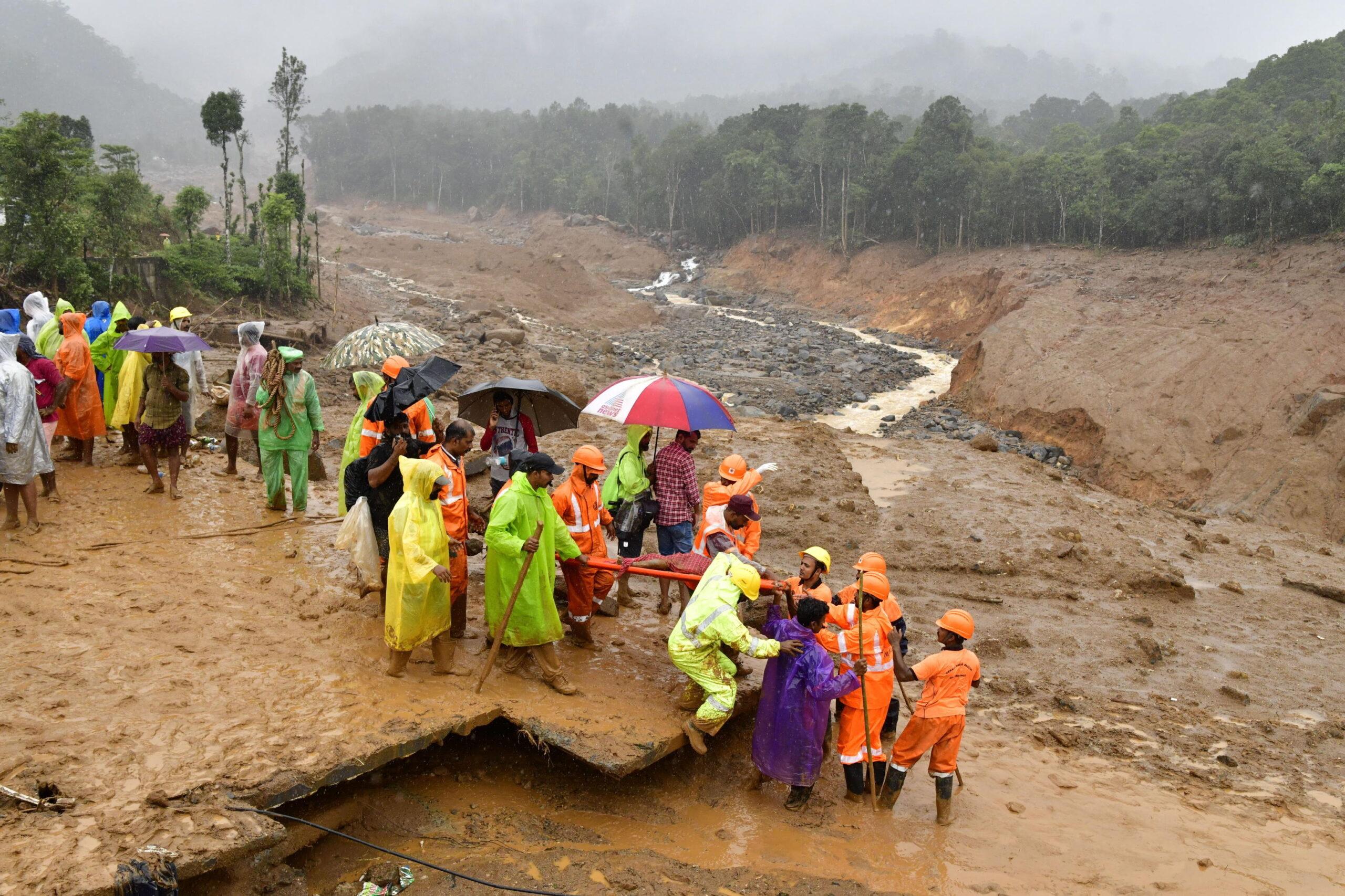 Frane in India, il bilancio supera i 150 morti, numerosi dispersi: peggior disastro degli ultimi anni | VIDEO