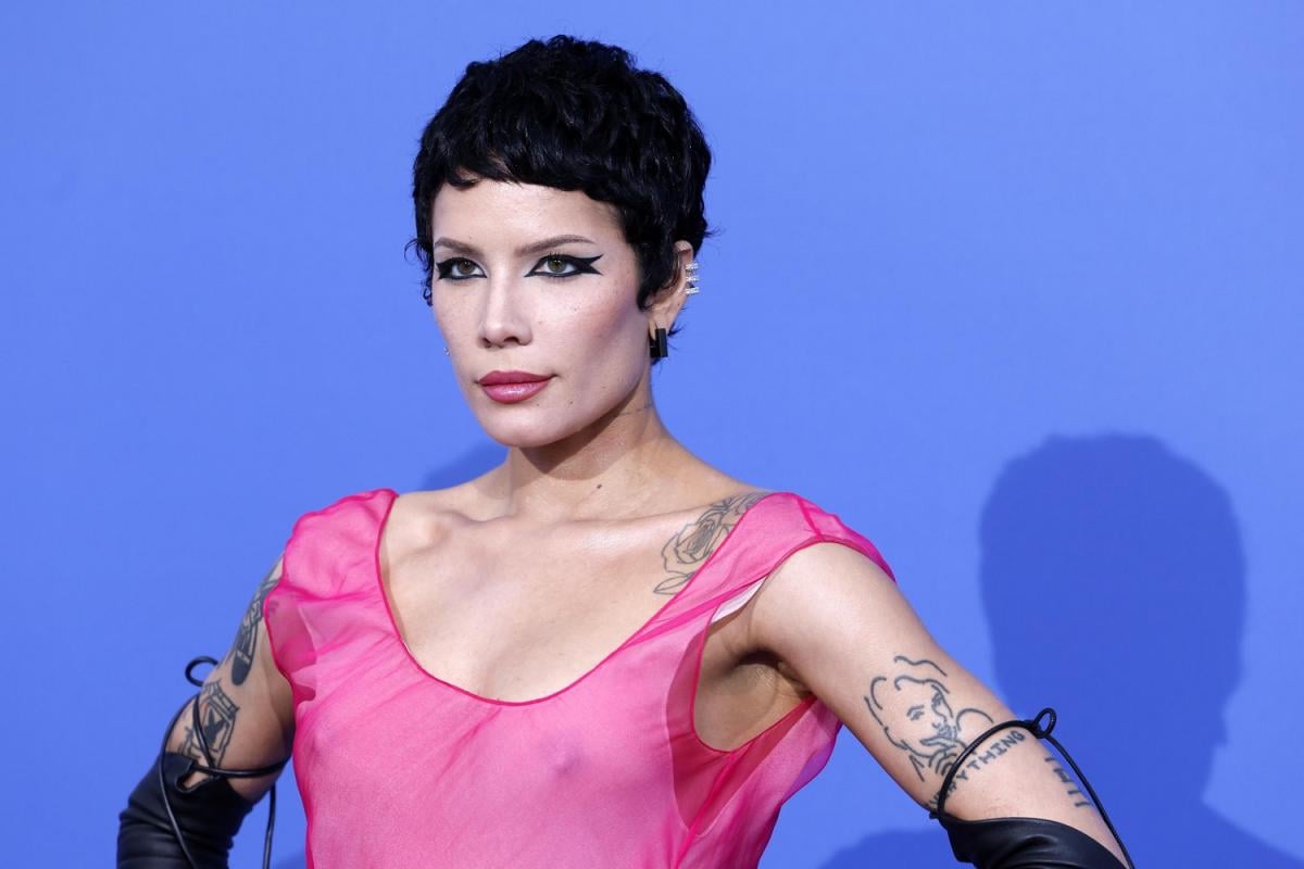 Halsey ha la leucemia! Annuncio shock sui social della stessa cantante che lancia anche il nuovo singolo “The End”