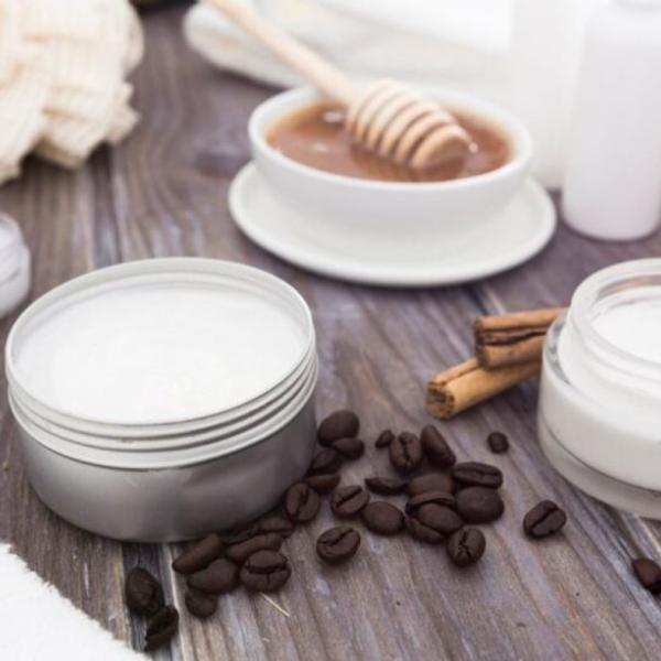 Ecco 6 creme per il corpo fatte in casa con ingredienti naturali per idratare la pelle