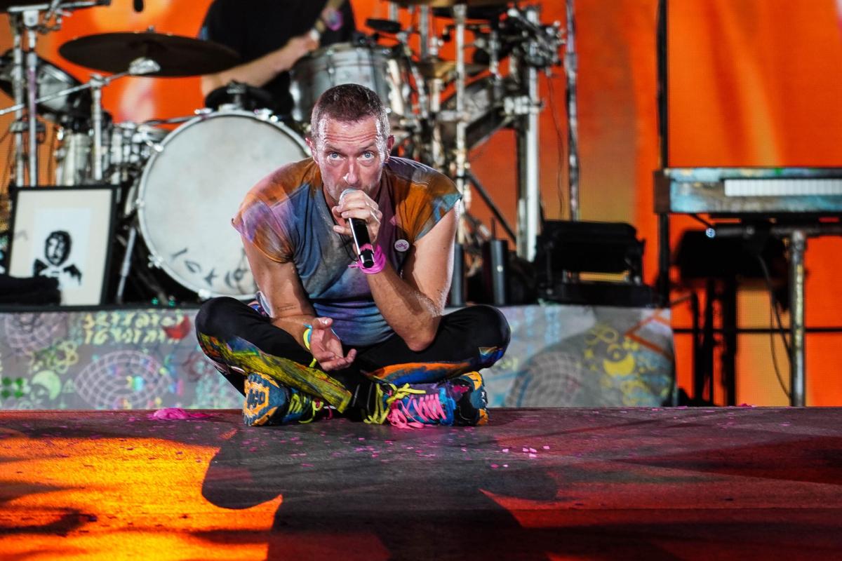 Fix You, testo traduzione e significato della canzone dei Coldplay …